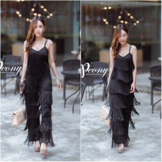 จั้มสูทสายเดี่ยวติดพู่
