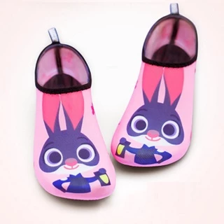 jqk รองเท้าเดินชายหาด ลายการ์ตูน น่ารักๆ พร้อมส่ง รุ่น 8034