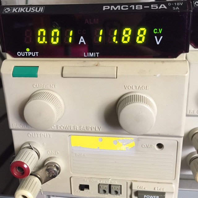 Digital DC power supply