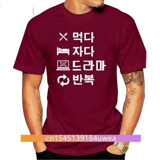 เสื้อยืดผ้าฝ้ายพิมพ์ลายขายดี ใหม่ เสื้อยืดลําลอง แขนสั้น พิมพ์ลาย Hangul Eat Sleep K Drama Repeat ขนาดใหญ่ สีดํา แฟชั่นฤ