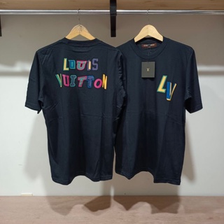 Lv LOUIS VUITTON เสื้อยืดพรีเมี่ยม สําหรับผู้ชายและผู้หญิง