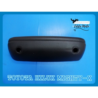 TOYOTA HILUX MIGHTY-X DOOR HANDLE "BLACK" // นวมดึงประตู สีดำ ใช้ได้ทั้งซ้าย และขวา