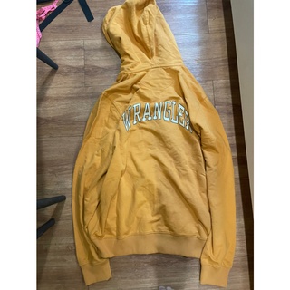Wrangler size LและXL WR181H201 สีเหลือง regular fit เสื้อสวมหัว เสื้อฮู้ดอแขนยาวผช มือ1