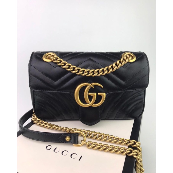 Very like new Gucci marmont 22 y.20