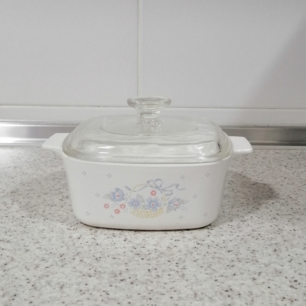 Vintage CORNING WARE Country Cornflower พร้อมฝาปิด 1.5 ลิตร [Preloved]