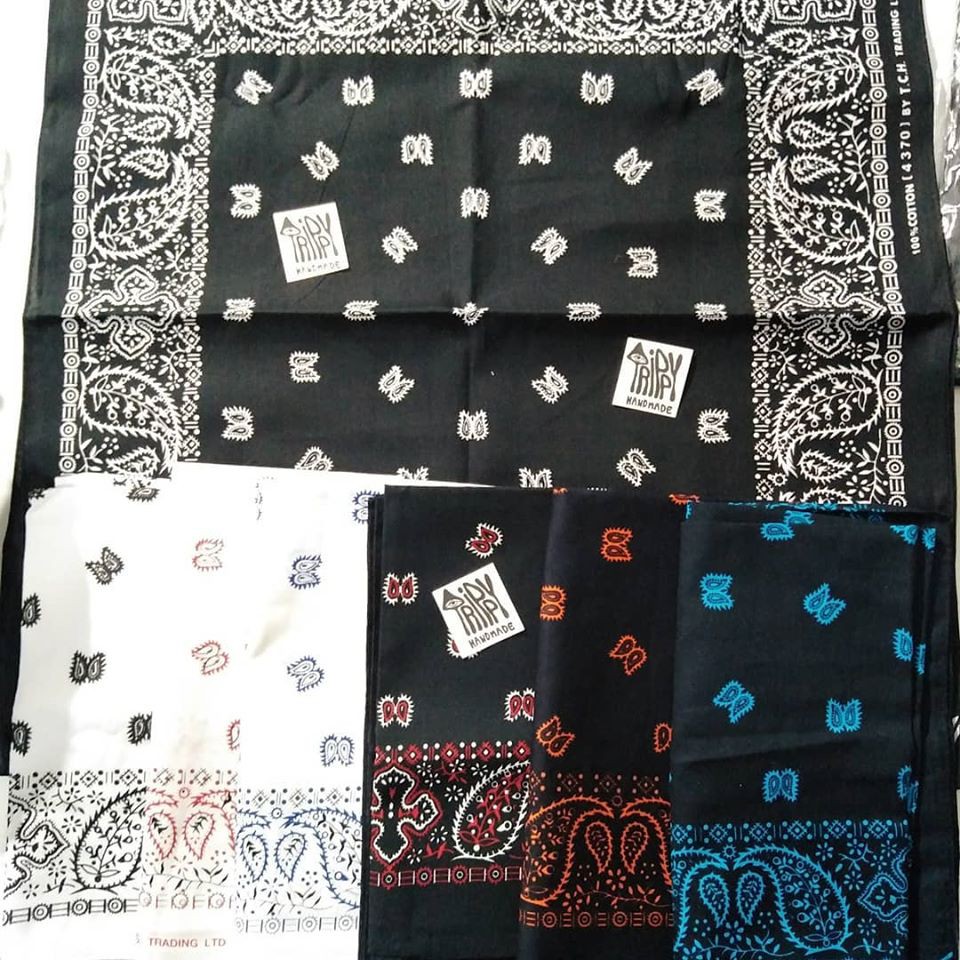 ผ้าเช็ดหน้าลายลูกน้ำ Bandana  (มีทุกสีที่ลงรูปเอาสีอื่นเพิ่มทักแชท) ผ้าโผกผม ผ้าคอตตอล100%(รับประกันสีไม่ตก)