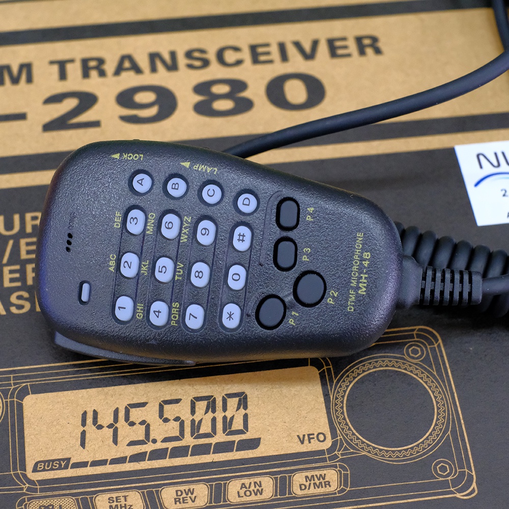 วิทยุสมัครเล่น YAESU FM-9012 สำหรับการสื่อสารที่แม่นยำ