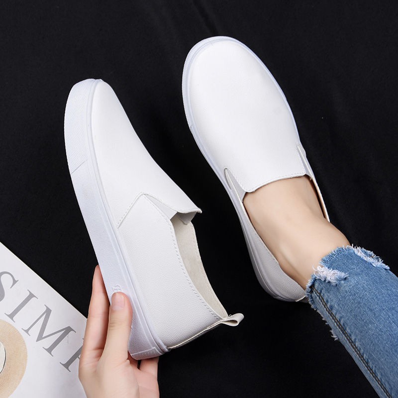 💕รุ่นเกาหลีผู้หญิงรอบนิ้วเท้ากันลื่นสวมใส่ทนการออกแบบที่เรียบง่ายใหม่แฟชั่นฤดูร้อนสบายระบายอากาศแบนรองเท้าเดี่ยว