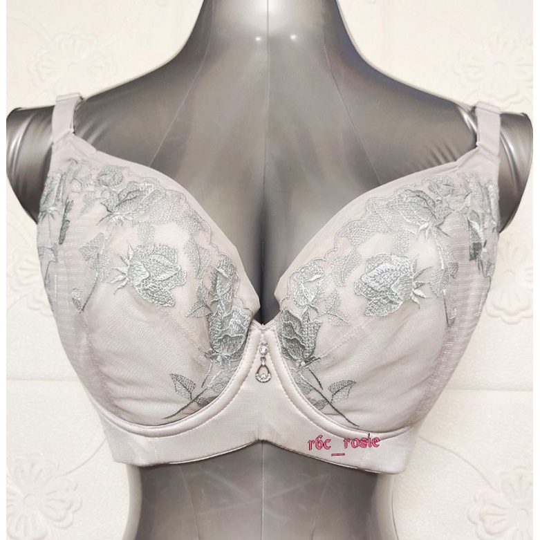 36G/80G, 38G/85G PLUS SIZE BRA - WIRED - 3D EMBROIDERY