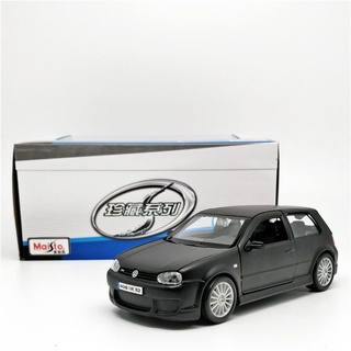 Maisto Meritor โมเดลรถยนต์จําลอง 1:24 Volkswagen R32 สีดํา