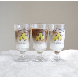 แก้วใสทรงสูง Three lemons