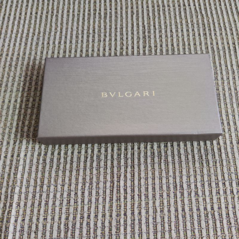 กล่องBvlgari  แท้100% สำหรับใส่กระเป๋าสตางค์ยาว