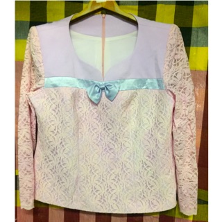 เสื้อลูกไม้สีพาสเทล งานตัดสวยมาก