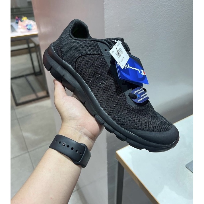 รองเท้าต้นฉบับสีดําเต็มรูปแบบ Champion Gusto โดย payless