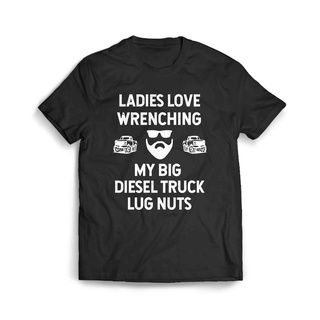 เสื้อผ้าผชเสื้อยืด พิมพ์ลาย Love Wrenching My Big Diesel Truck Lug Nuts สําหรับผู้หญิงS-5XL