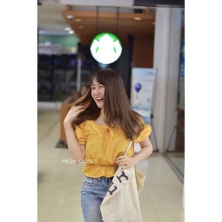 เสื้อคอเหลี่ยมแขนตุ๊กตา