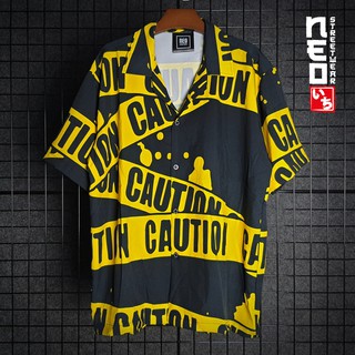 เสื้อเชิ้ตทรงโอเวอร์ไซส์ ไหมอิตาลี่ ลาย CAUTION