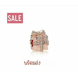 Pandora rose hanging charm กล่องของขวัญ