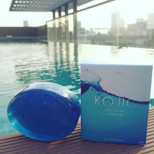🌿 สบู่ KOJIC WHITE SOAP 90%