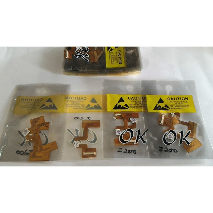 Sony Ericsson แบบยืดหยุ่นสําหรับ Z200 + ซ็อกเก็ต