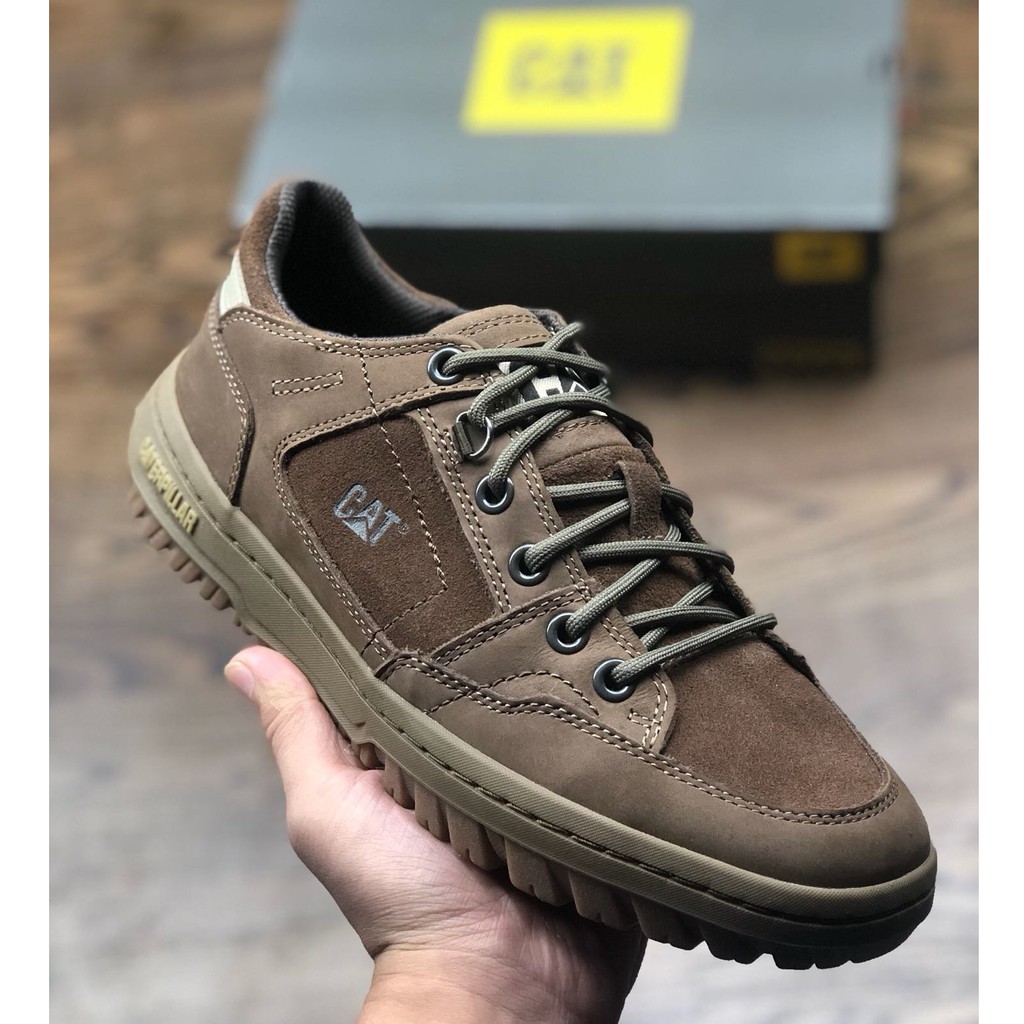 CAT FOOTWEAR/ CAT สไตล์ย้อนยุคสบาย ๆ รองเท้าบูทสั้นลำลองผู้ชาย P719041