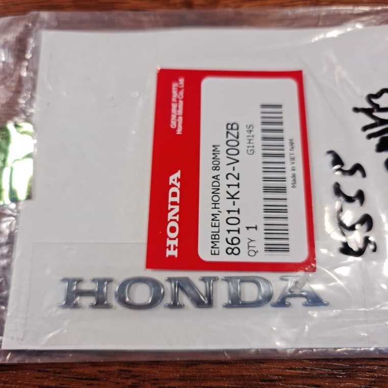 (PCX 160 HEV) HONDA ORIGINAL - HONDA 80MM TYPE 1 EMBLEM STICKER (SEE THE SECOND PICTURE OF PRODUCT A