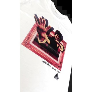 MiraZe 3D B001 บรูซลี Bruce Lee แบบมือ เสื้อยืด 3มิติลวงตา MiraZe Brand 3D Bruce Lee Street Art Illusion T Shirts สีขาว