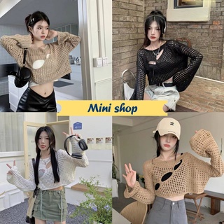 Mini shop🌸พร้อมส่ง🌸(6Y008/E249)เสื้อครอปแขนยาว ผ้าตาข่ายซีทรู ดีเทลเจาะรูหน้าอกเท่มาก -C