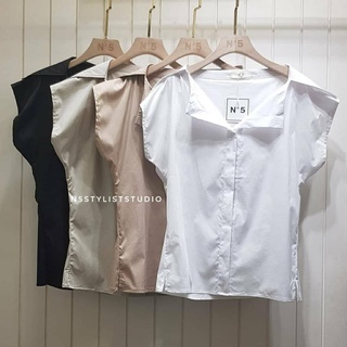 Square Collar Shirt เสื้อเชิ้ตคอปกผ่าหน้า