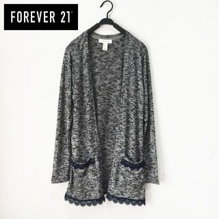 Forever21 เสื้อคลุมเปิดหน้าลายเส้น ติดขอบลูกไม้ กระเป๋าจริง ผ้าลื่น เด้ง ทิ้งตัว ไม่หนา