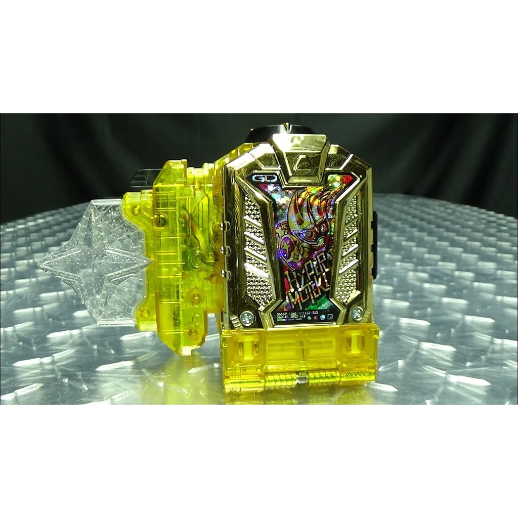 Bandai Kamen Rider Ex Aid DX Hyper Muteki Gashat