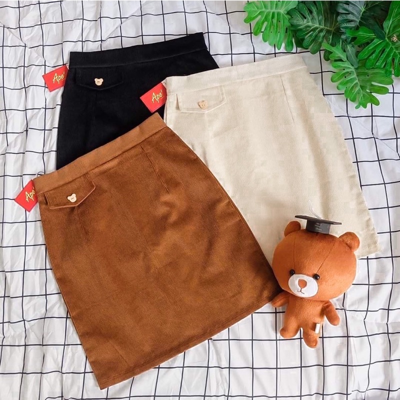 🐻กระโปรงลูกฟูกกระเป๋าหน้าแต่งกระดุมไม้ลายน้องหมี - รูปที่ 4