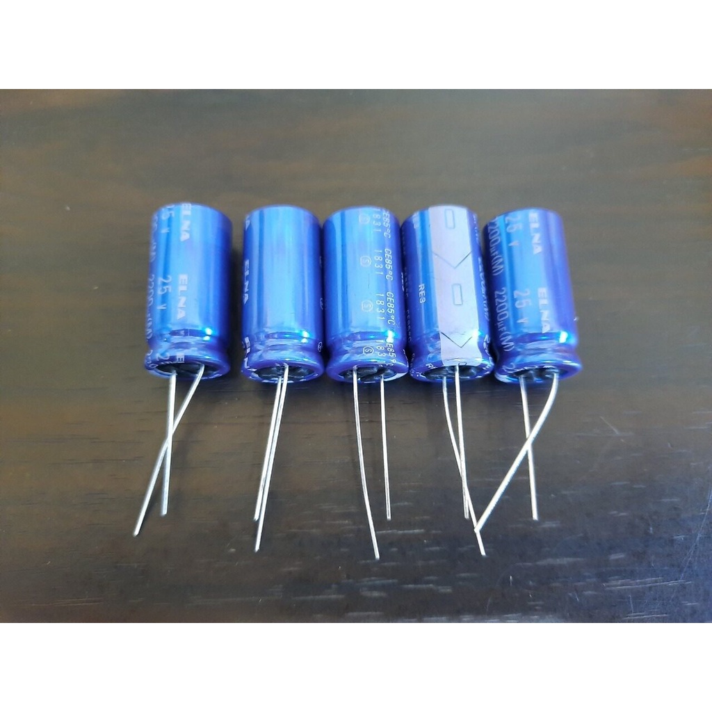 คาปาซิเตอร์ ตัวเก็บประจุ 2200uF 25V จำนวน 3 ตัว