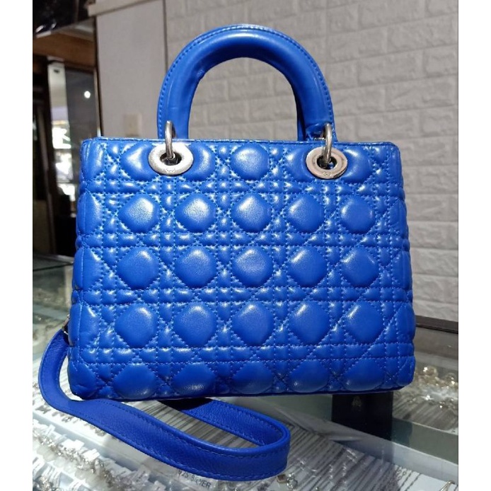 กระเป๋าทรง CHRISTIAN DIOR Blue Lampskin Leather Medium Lady Dior Bag งานตามหา ดิออร์ เลดี้ สีน้ำเงิน มือสอง