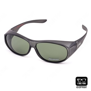 แว่นกันแดดแบบสวมทับแว่นสายตา เลนส์โพลาไรซ์ CU2 Fit Over Polarized รุ่น 018 สีเทาดำกึ่งโปร่งใส/เลนส์เทา G15