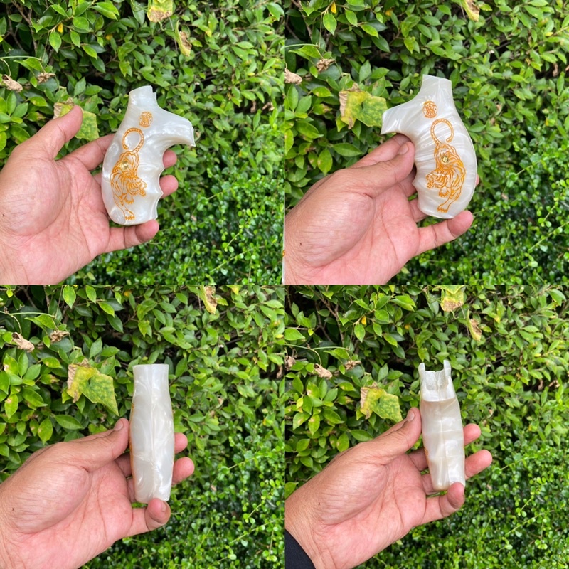 S&M 686-6/round  buttเรซิ่นมุก/เสือทองคำเปลวแท้ไม่ลอก