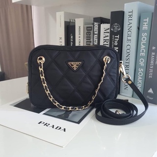 PRADA แท้ กระเป๋าสะพาย