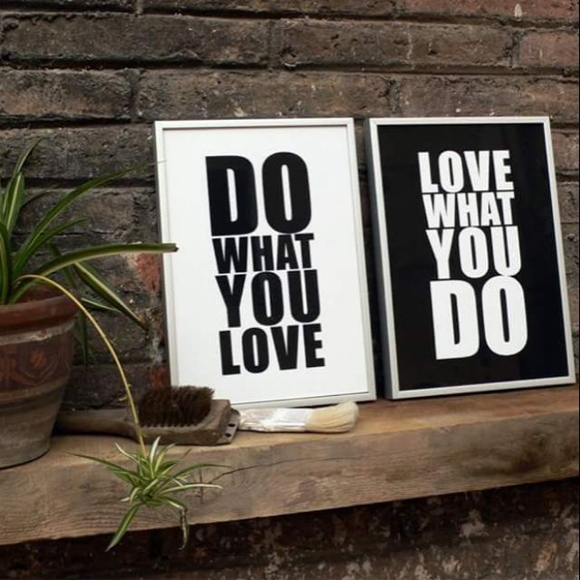ภาพวาดผ้าใบ DO WHAT YOU LOVE_LOVE WHAT YOU DO 3040 หรือ 40x60
