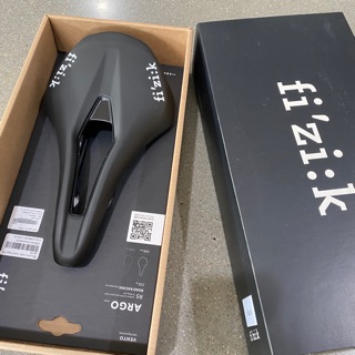 เบาะ Fizik Vento Argo R5