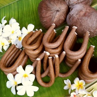 เทียนอบขนมอย่างดี(35g)“เทียนอบทรงเสวย หอมทะลุมิติ“ ขนาด25ซ.ม…