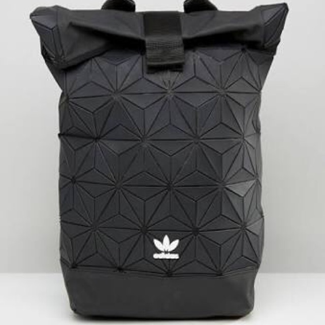 BG กระเป๋าสะพายสุดฮิป จากAdidas Urban backpack Shopee Thailand