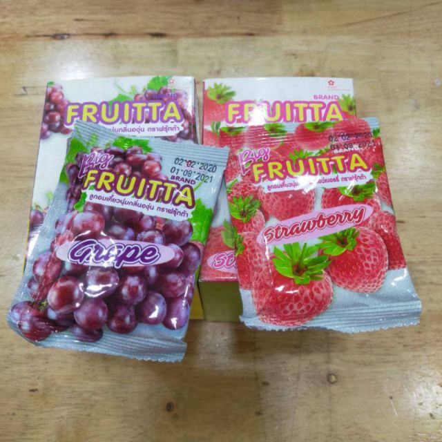 18 กรัม Big fruitta ฟรุ้ทต้า ลูกอมเคี้ยวนุ่มกลิ่น องุ่น และ สตรอเบอรี่ เม็ดอมหวานอร่อย หอม