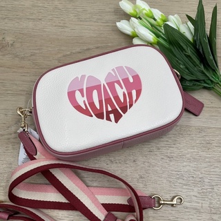 🎀 (สด-ผ่อน) กระเป๋าสีขาวชมพู 7.5 นิ้ว Coach CA072 Mini Jamie Camera Bag With Stripe Heart Motif In Chalk Multi