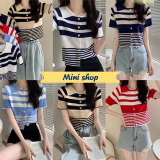 Mini shop🌸พร้อมส่ง🌸 (83109)  เสื้อไหมพรม คอปกแขนสั้น ดีเทลลายทาง สีน่ารักกระดุมด้านหน้า