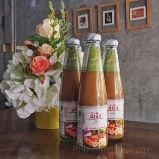 น้ำจิ้มแหนมเนืองเวียงจันทน์ 300 ml (สูตรหมู) รสต้นตำหรับดั่งเดิม ไม่มีวัตถุกันเสีย ไม่ใส่ผงชูรส ไม่มีกลูเตน