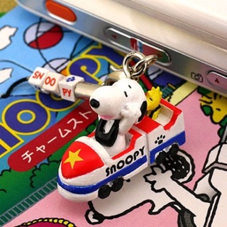 แท้ 100% จากญี่ปุ่น พวงกุญแจ สายเชือก สนูปปี้ Snoopy Goes Everywhere Cell Phone Charm Roller Coaster