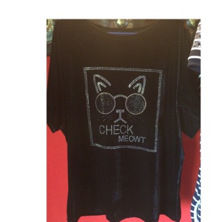 ขายเสื้อแมววิบวับกำมะหยี่ดำสวยมากมือสองสภาพดีมากราคา 200 บาทส่งฟรี