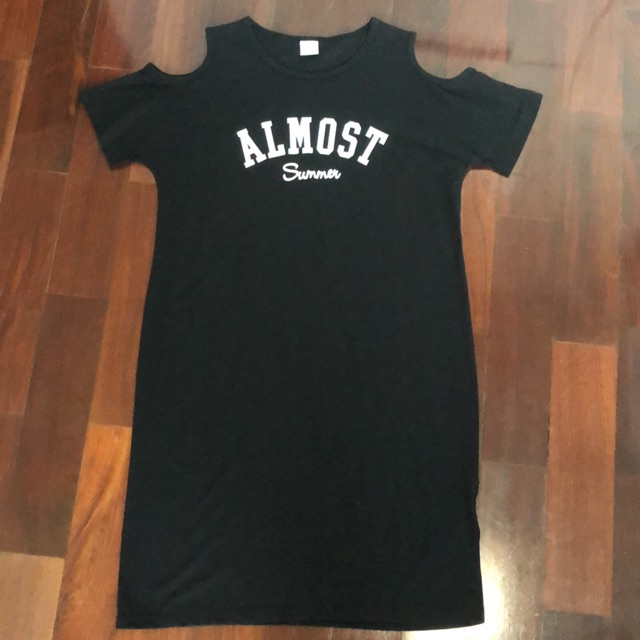 Black dress จาก bossini