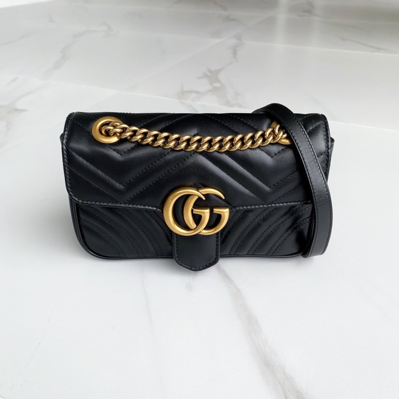 Good condition Gucci marmont 22
