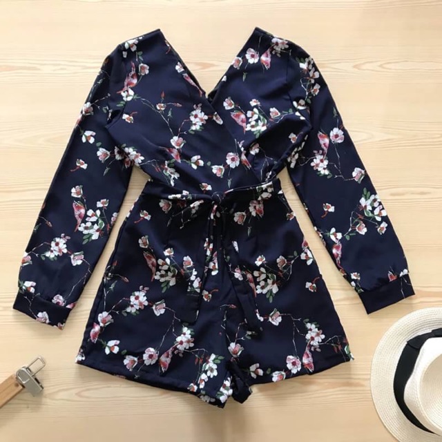 มาแล้วจ้าา! งานสวยหรู Kloset Floral Jumpsuit จั๊มสูทไขว้หน้า